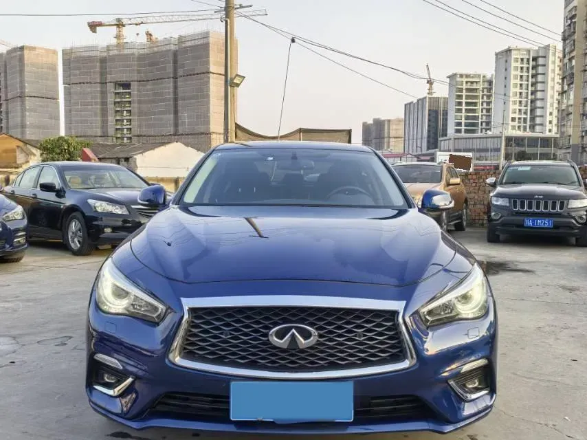 2018 Jeep Grand Commander 2.0T 265HP L4 9AT,autocango,china used car exporter,china ev exporter,chinese used car exporter,chinese used ev exporter