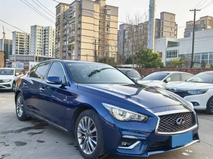 2018 Jeep Grand Commander 2.0T 265HP L4 9AT,autocango,china used car exporter,china ev exporter,chinese used car exporter,chinese used ev exporter