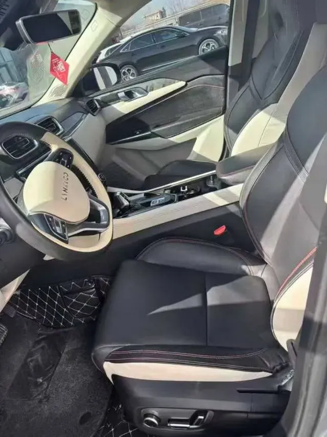 2018 Toyota C-HR 2.0L 171HP L4 CVT,autocango,china used car exporter,china ev exporter,chinese used car exporter,chinese used ev exporter