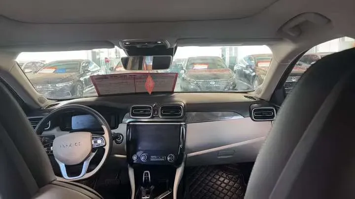 2018 Toyota C-HR 2.0L 171HP L4 CVT,autocango,china used car exporter,china ev exporter,chinese used car exporter,chinese used ev exporter