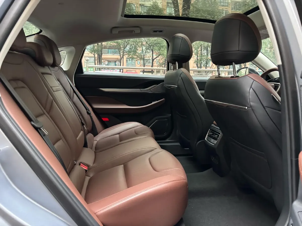 2024 Lincoln Z 2.0T 294HP L4 E-CVT Hybrid,autocango,china used car exporter,china ev exporter,chinese used car exporter,chinese used ev exporter