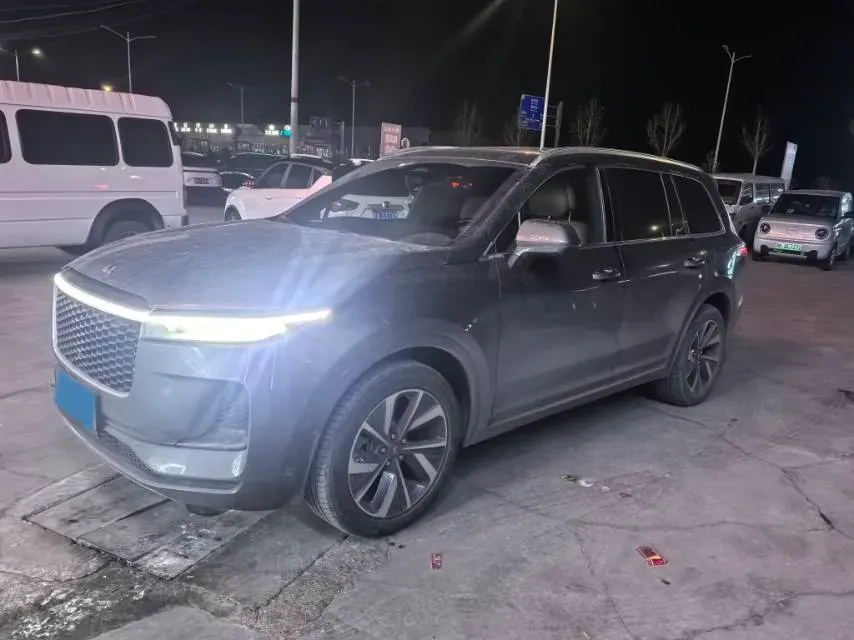 2021 Li ONE Range Extended 131HP REEV 40.5KWH,autocango,china used car exporter,china ev exporter,chinese used car exporter,chinese used ev exporter