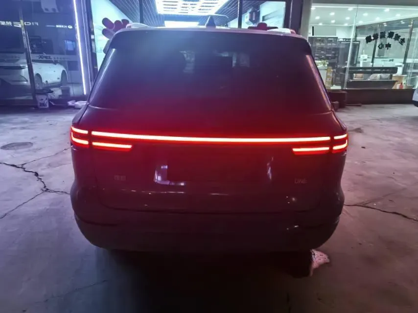 2021 Li ONE Range Extended 131HP REEV 40.5KWH,autocango,china used car exporter,china ev exporter,chinese used car exporter,chinese used ev exporter