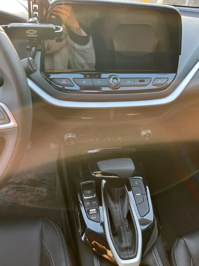 2022 Chevrolet Menlo BEV 61.1KWH,autocango,china used car exporter,china ev exporter,chinese used car exporter,chinese used ev exporter