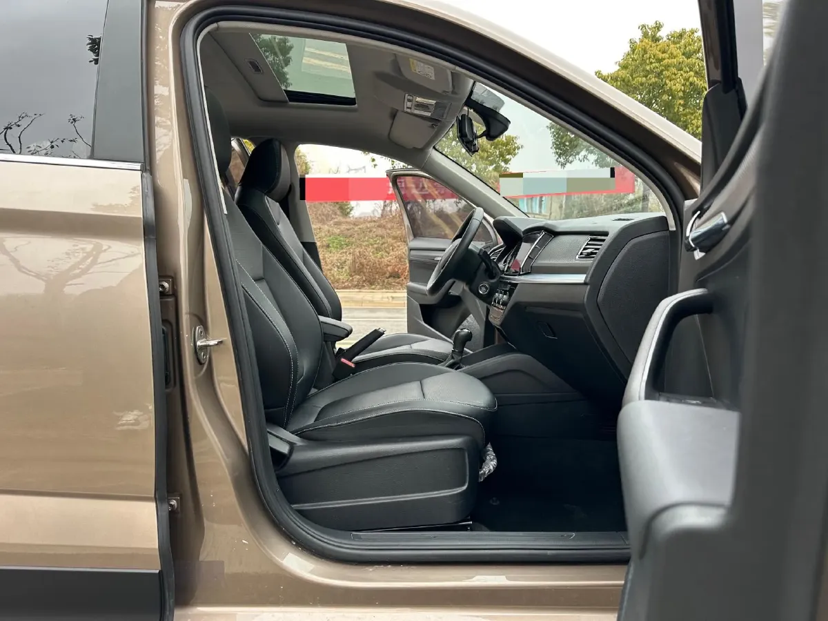 2021 Skoda Kamiq 1.5L 112HP L4 6AT,autocango,china used car exporter,china ev exporter,chinese used car exporter,chinese used ev exporter