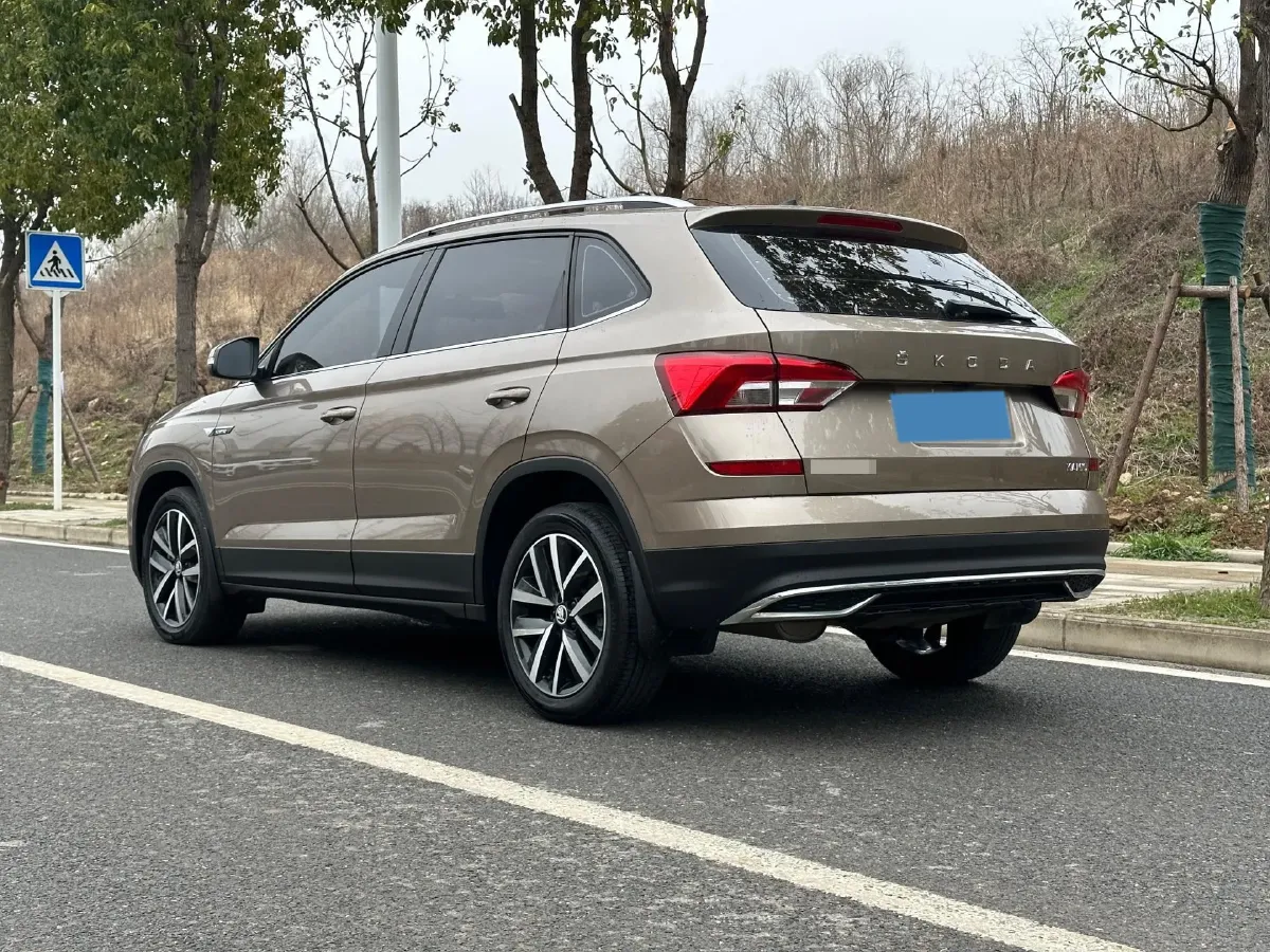 2021 Skoda Kamiq 1.5L 112HP L4 6AT,autocango,china used car exporter,china ev exporter,chinese used car exporter,chinese used ev exporter