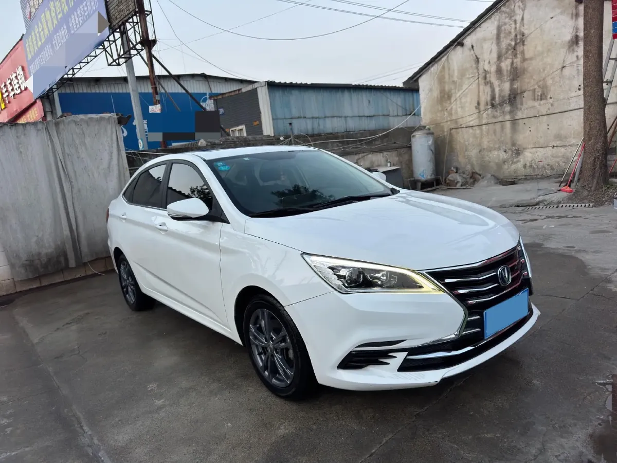 2019 ChangAn Eado DT 1.6L 125HP L4 5MT,autocango,china used car exporter,china ev exporter,chinese used car exporter,chinese used ev exporter