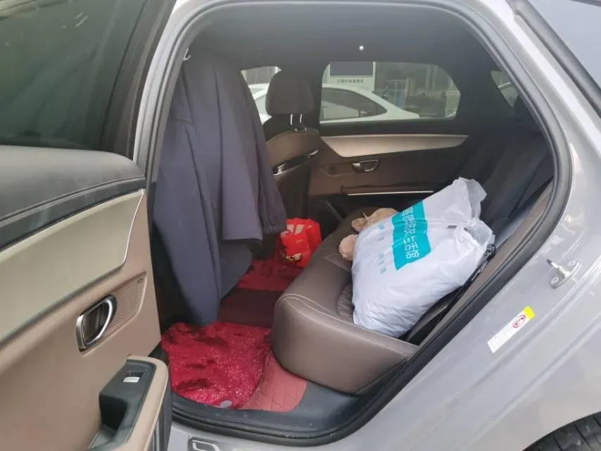 2025 BYD Han BEV 72KWH,autocango,china used car exporter,china ev exporter,chinese used car exporter,chinese used ev exporter