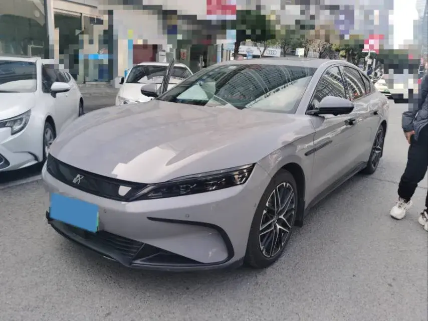 2025 BYD Han BEV 72KWH