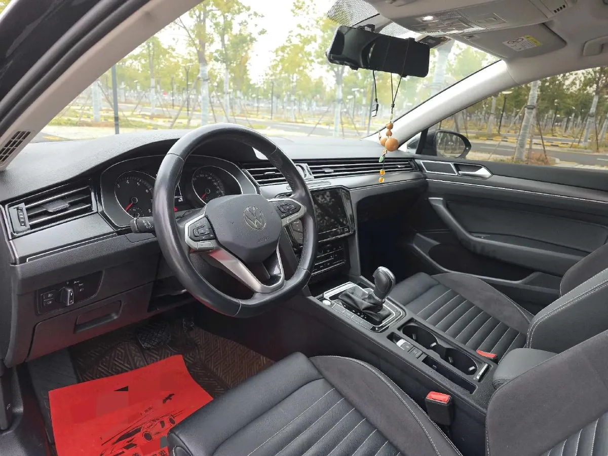 2020 Volkswagen Magotan 2.0T 186HP L4 7DCT,autocango,china used car exporter,china ev exporter,chinese used car exporter,chinese used ev exporter