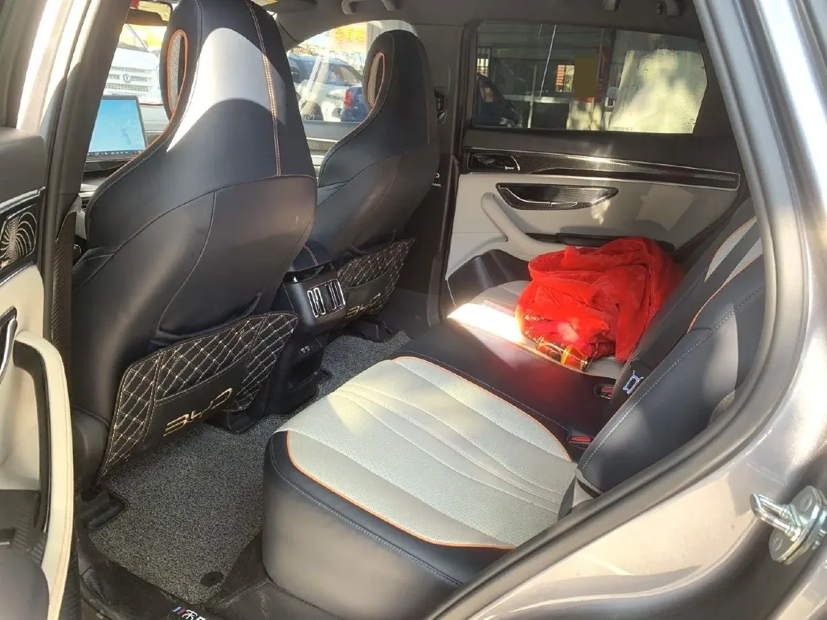 2022 Hyundai Tucson 2.0L 150HP L4 6AT Hybrid,autocango,china used car exporter,china ev exporter,chinese used car exporter,chinese used ev exporter