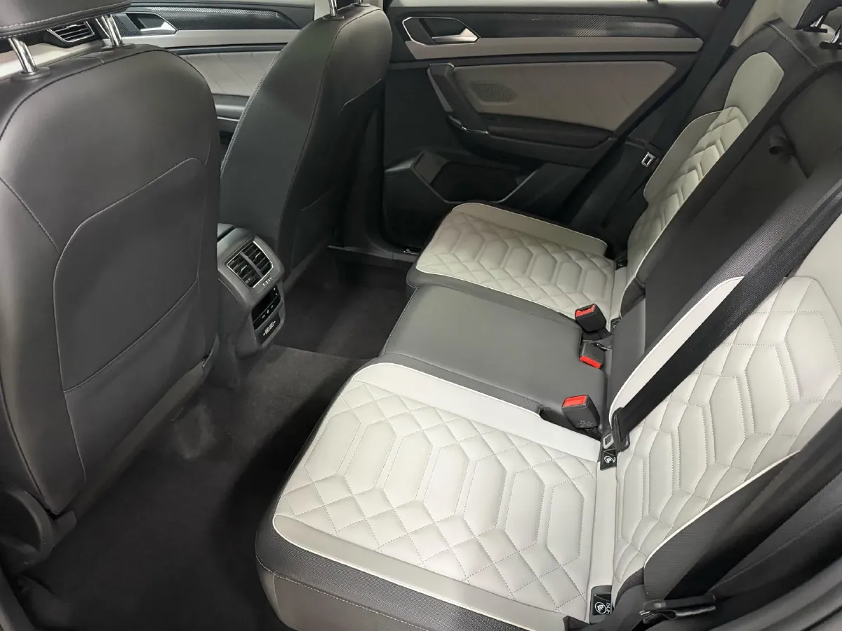 2023 Volkswagen Tayron 1.4T 150HP L4 7DCT,autocango,china used car exporter,china ev exporter,chinese used car exporter,chinese used ev exporter