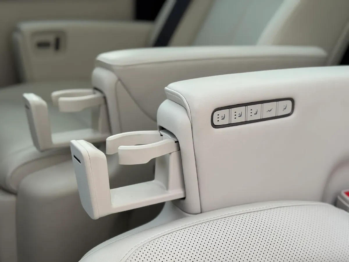 2025 Li MEGA BEV,autocango,china used car exporter,china ev exporter,chinese used car exporter,chinese used ev exporter