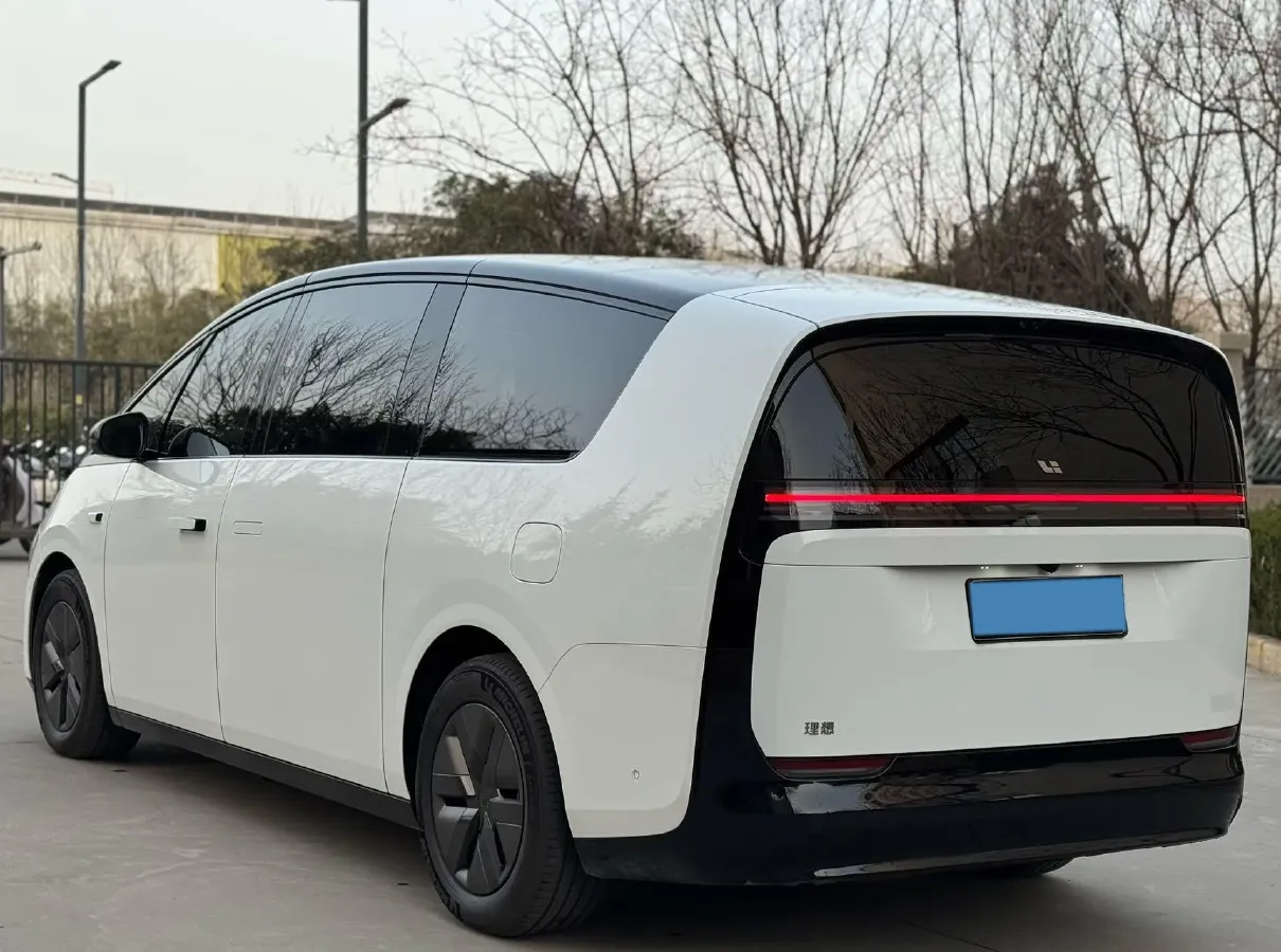 2025 Li MEGA BEV,autocango,china used car exporter,china ev exporter,chinese used car exporter,chinese used ev exporter