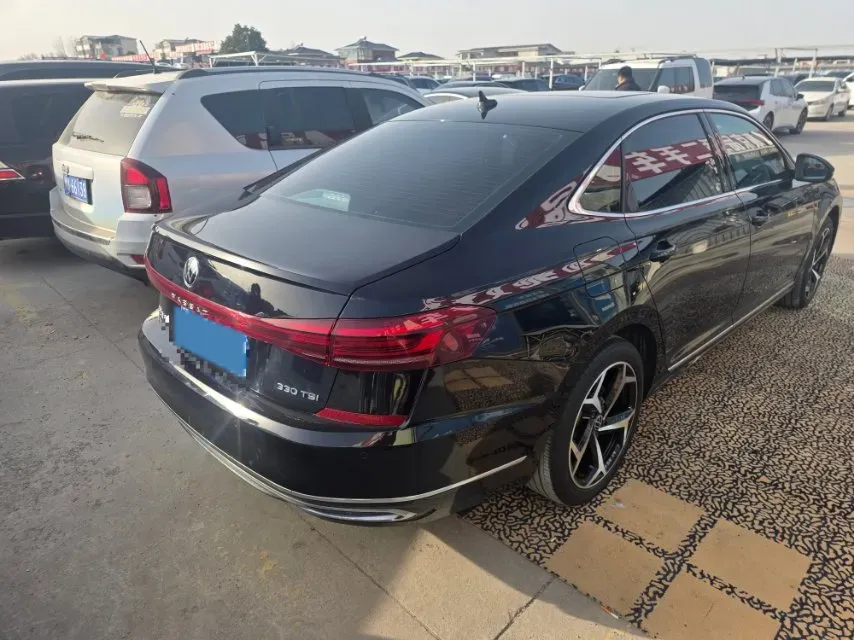 2023 Volkswagen Passat 2.0T 186HP L4 7DCT,autocango,china used car exporter,china ev exporter,chinese used car exporter,chinese used ev exporter