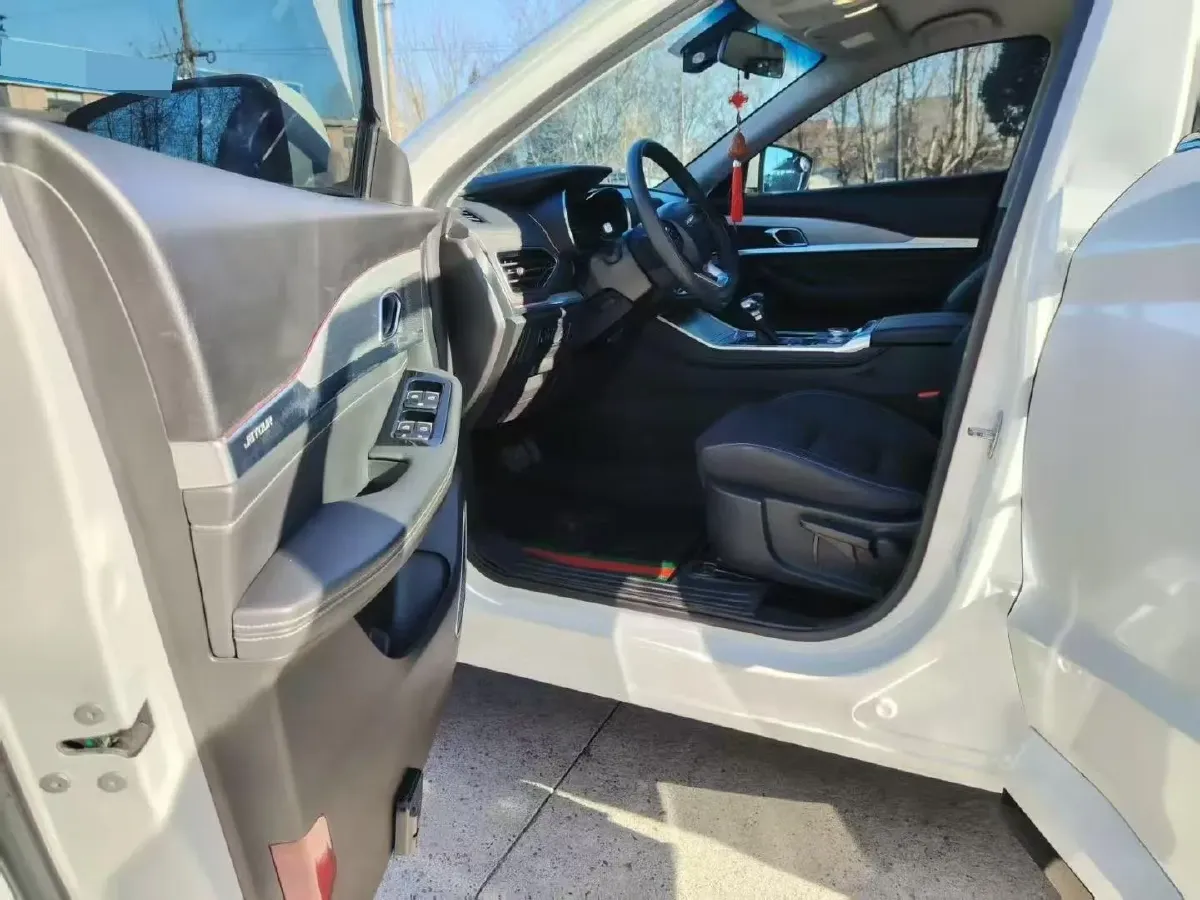 2020 Jetour X95 1.6T 197HP L4 7DCT,autocango,china used car exporter,china ev exporter,chinese used car exporter,chinese used ev exporter