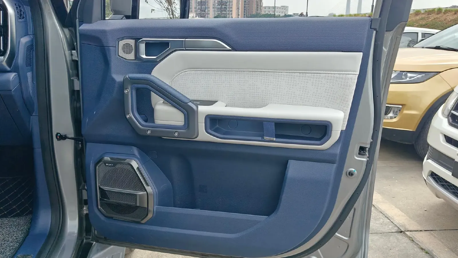 2024 Jetour ShanHai TravellerC-DM 1.5T 156HP L4 3DHT PHEV 43.24KWH,autocango,china used car exporter,china ev exporter,chinese used car exporter,chinese used ev exporter