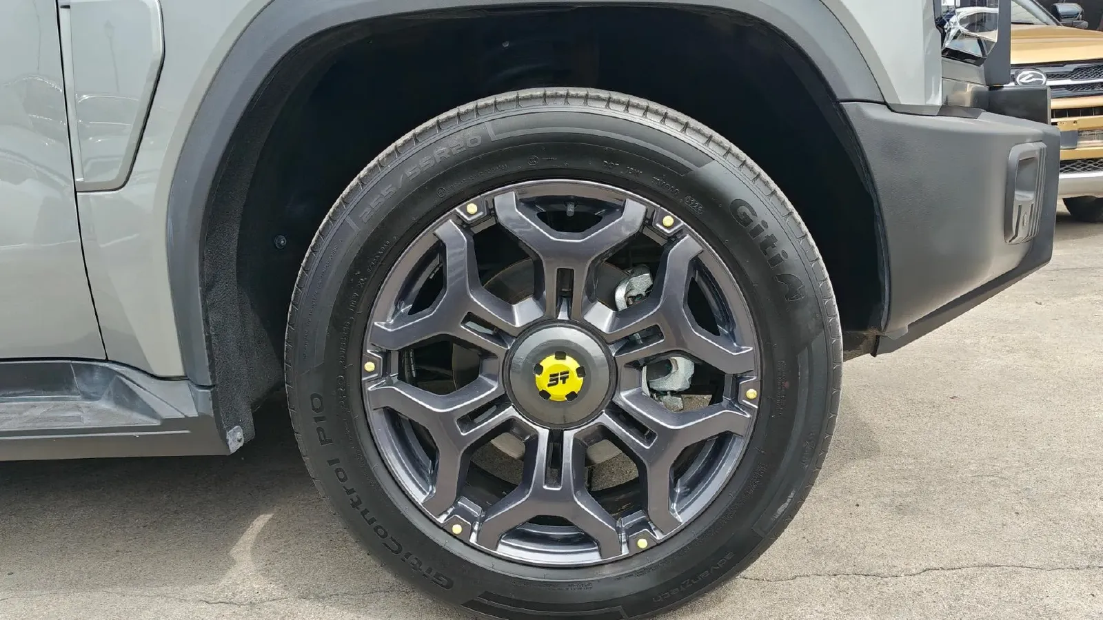 2024 Jetour ShanHai TravellerC-DM 1.5T 156HP L4 3DHT PHEV 43.24KWH,autocango,china used car exporter,china ev exporter,chinese used car exporter,chinese used ev exporter