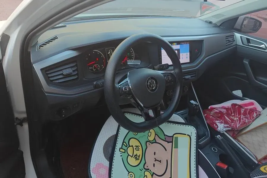 2019 Volkswagen Polo 1.5L 113HP L4 6AT,autocango,china used car exporter,china ev exporter,chinese used car exporter,chinese used ev exporter