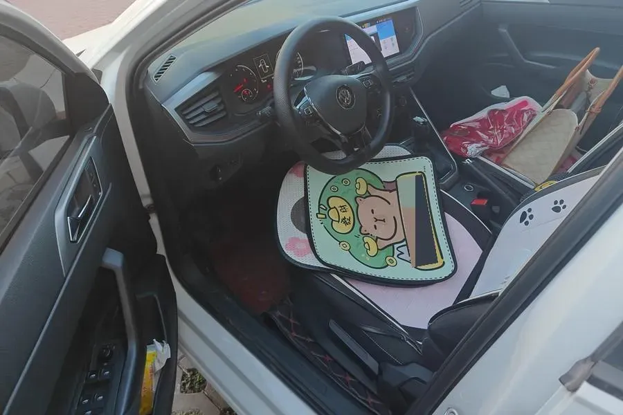 2019 Volkswagen Polo 1.5L 113HP L4 6AT,autocango,china used car exporter,china ev exporter,chinese used car exporter,chinese used ev exporter