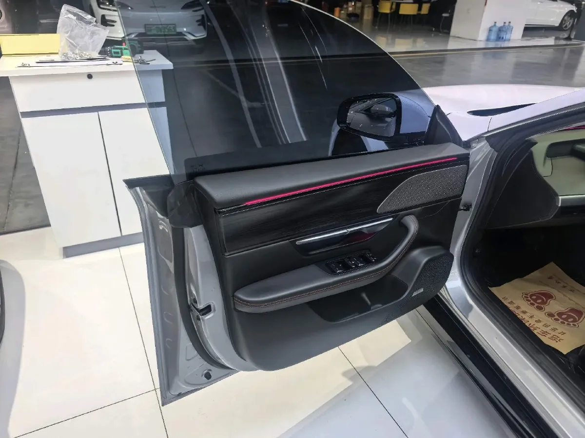 2022 Xpeng P7 BEV 60.2KWH,autocango,china used car exporter,china ev exporter,chinese used car exporter,chinese used ev exporter