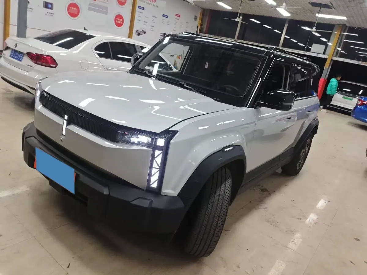 2024 iCAR iCAR 03 BEV 50.63KWH,autocango,china used car exporter,china ev exporter,chinese used car exporter,chinese used ev exporter