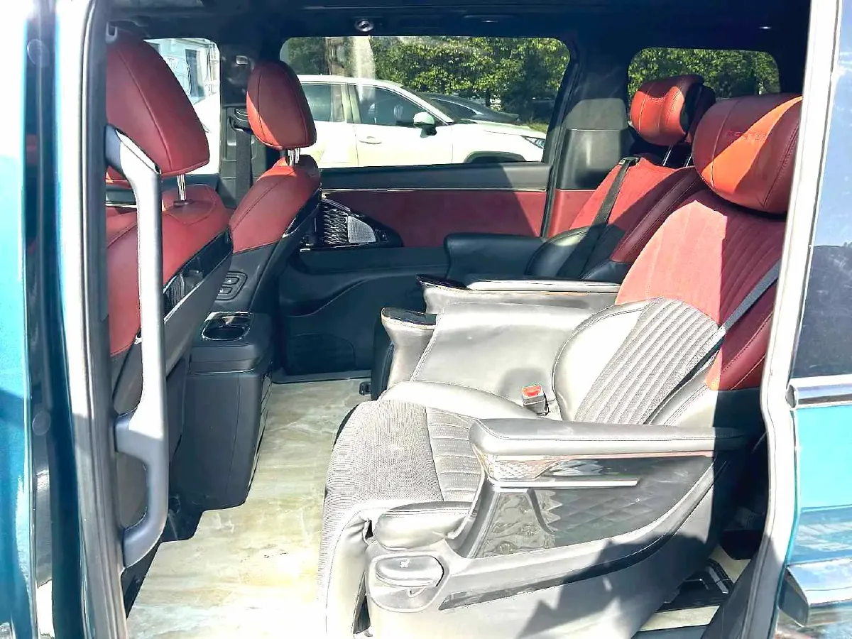 2023 GAC Trumpchi M8 2.0T 190HP L4 E-CVT Hybrid,autocango,china used car exporter,china ev exporter,chinese used car exporter,chinese used ev exporter