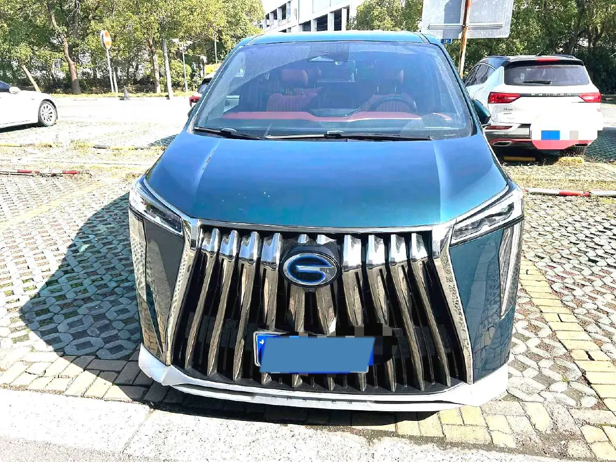 2023 GAC Trumpchi M8 2.0T 190HP L4 E-CVT Hybrid,autocango,china used car exporter,china ev exporter,chinese used car exporter,chinese used ev exporter