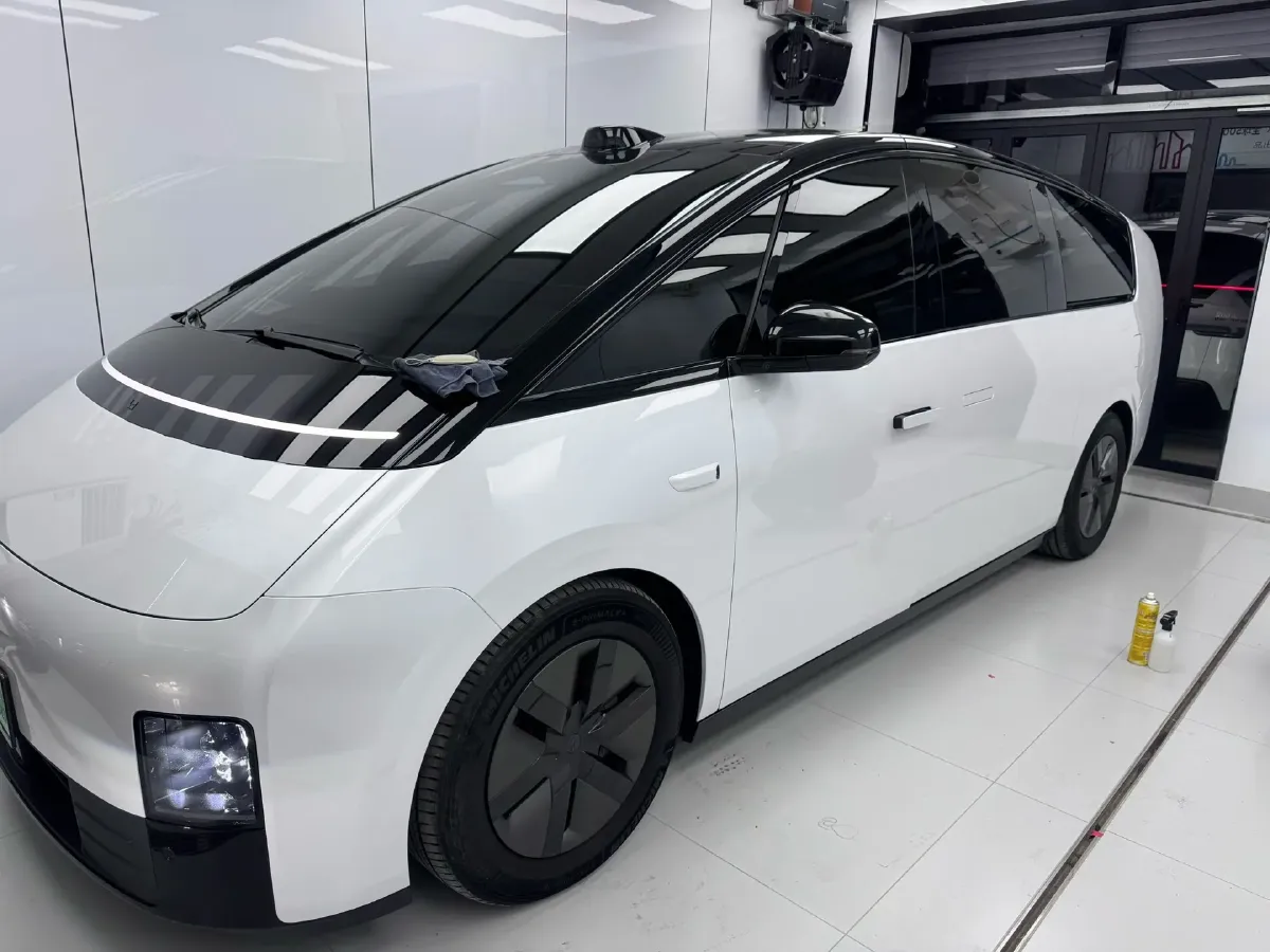 2024 Li MEGA BEV 102.7KWH,autocango,china used car exporter,china ev exporter,chinese used car exporter,chinese used ev exporter