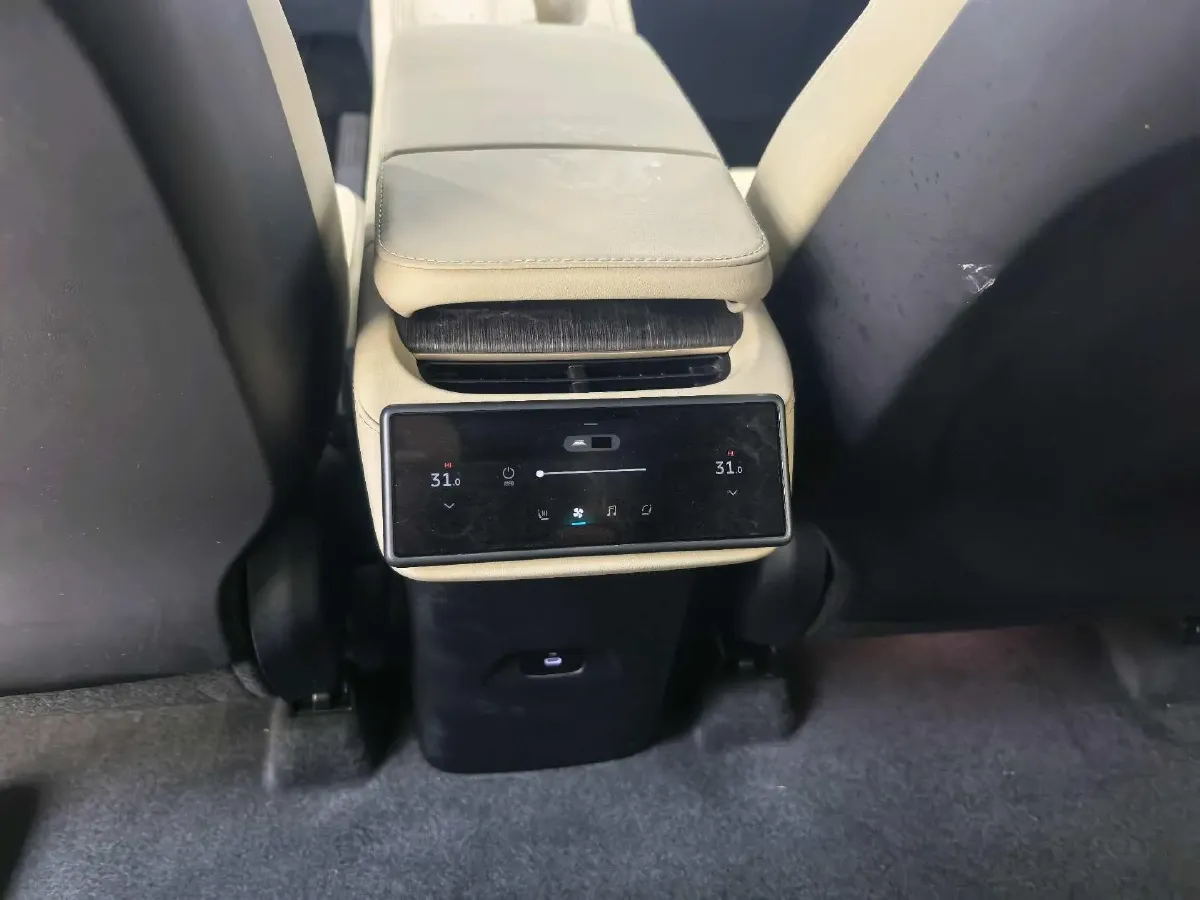 2023 NIO ES6 BEV 75KWH,autocango,china used car exporter,china ev exporter,chinese used car exporter,chinese used ev exporter