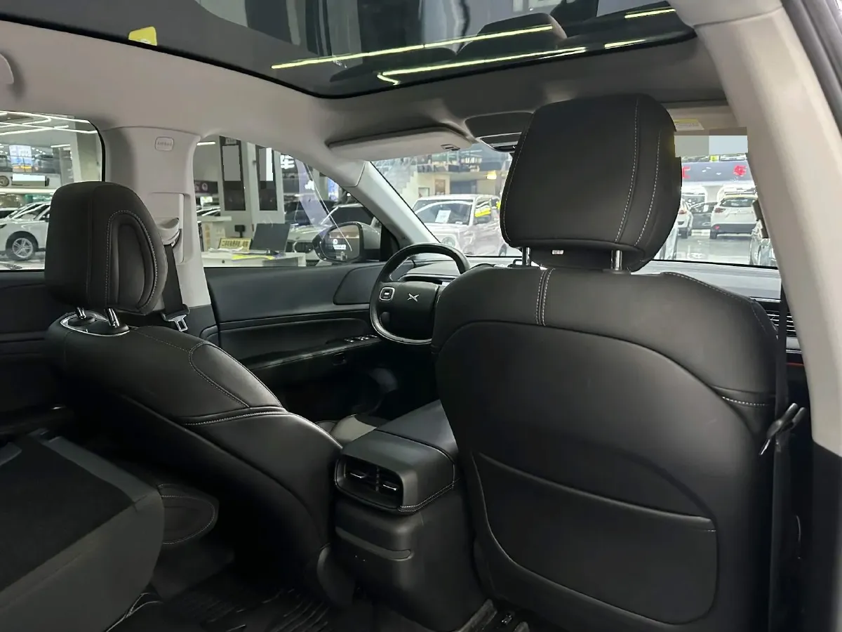 2024 Xpeng G6 BEV 66KWH,autocango,china used car exporter,china ev exporter,chinese used car exporter,chinese used ev exporter