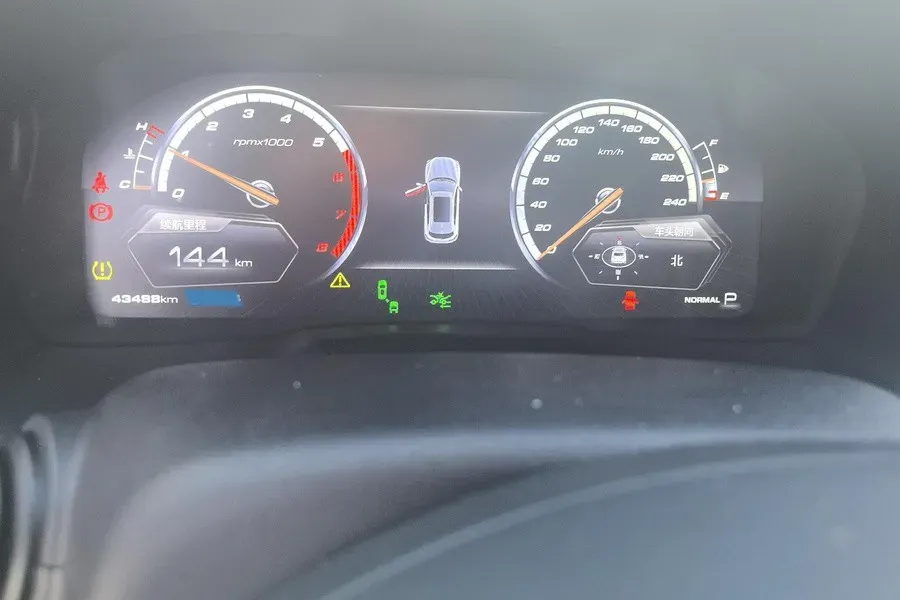 2017 WEY VV7 2.0T 234HP L4 7DCT,autocango,china used car exporter,china ev exporter,chinese used car exporter,chinese used ev exporter