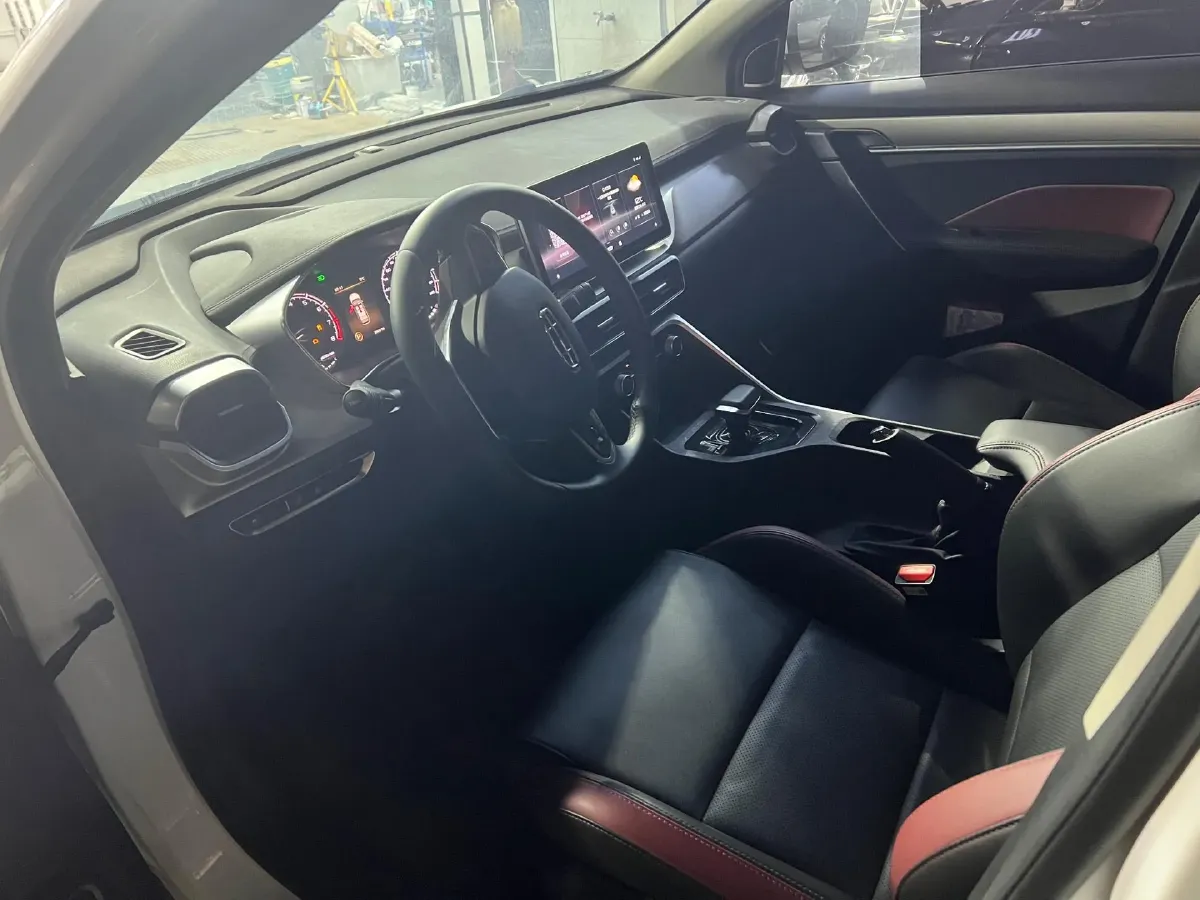 2021 Geely Coolray 1.4T 141HP L4 6DCT,autocango,china used car exporter,china ev exporter,chinese used car exporter,chinese used ev exporter