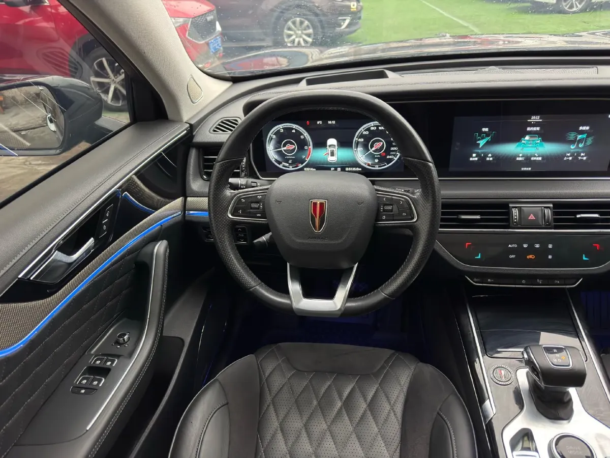 2022 HongQi HS5 2.0T 224HP L4 6AT,autocango,china used car exporter,china ev exporter,chinese used car exporter,chinese used ev exporter