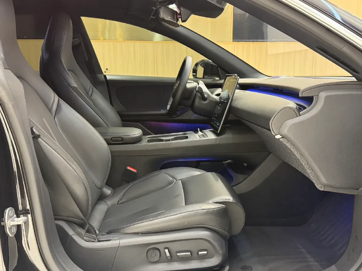 2024 NIO ET5T BEV 75KWH,autocango,china used car exporter,china ev exporter,chinese used car exporter,chinese used ev exporter