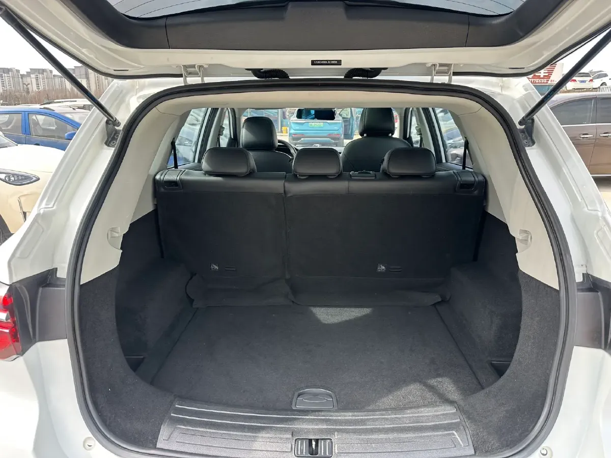 2021 Roewe RX5 1.5T 173HP L4 7DCT,autocango,china used car exporter,china ev exporter,chinese used car exporter,chinese used ev exporter