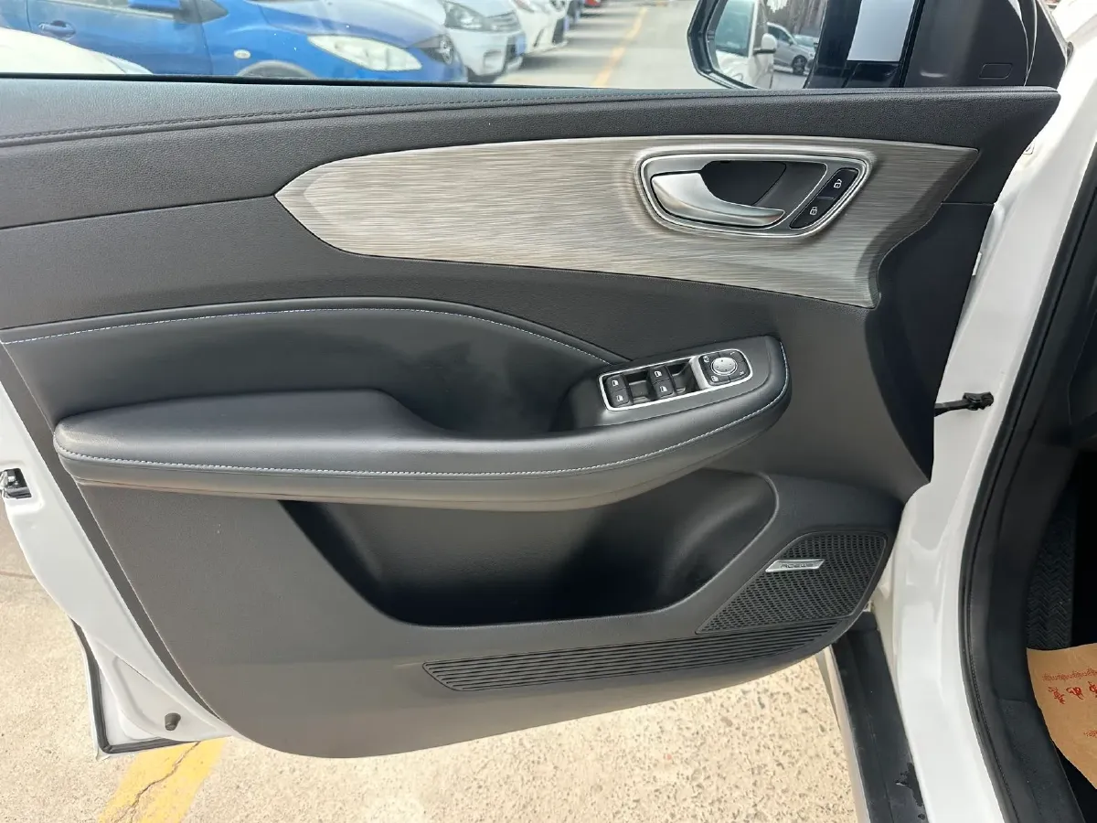 2021 Roewe RX5 1.5T 173HP L4 7DCT,autocango,china used car exporter,china ev exporter,chinese used car exporter,chinese used ev exporter