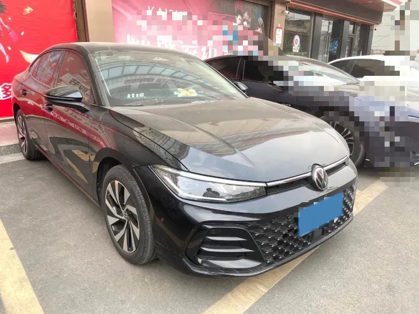 2025 Volkswagen Passat 2.0T 220HP L4 7DCT,autocango,china used car exporter,china ev exporter,chinese used car exporter,chinese used ev exporter