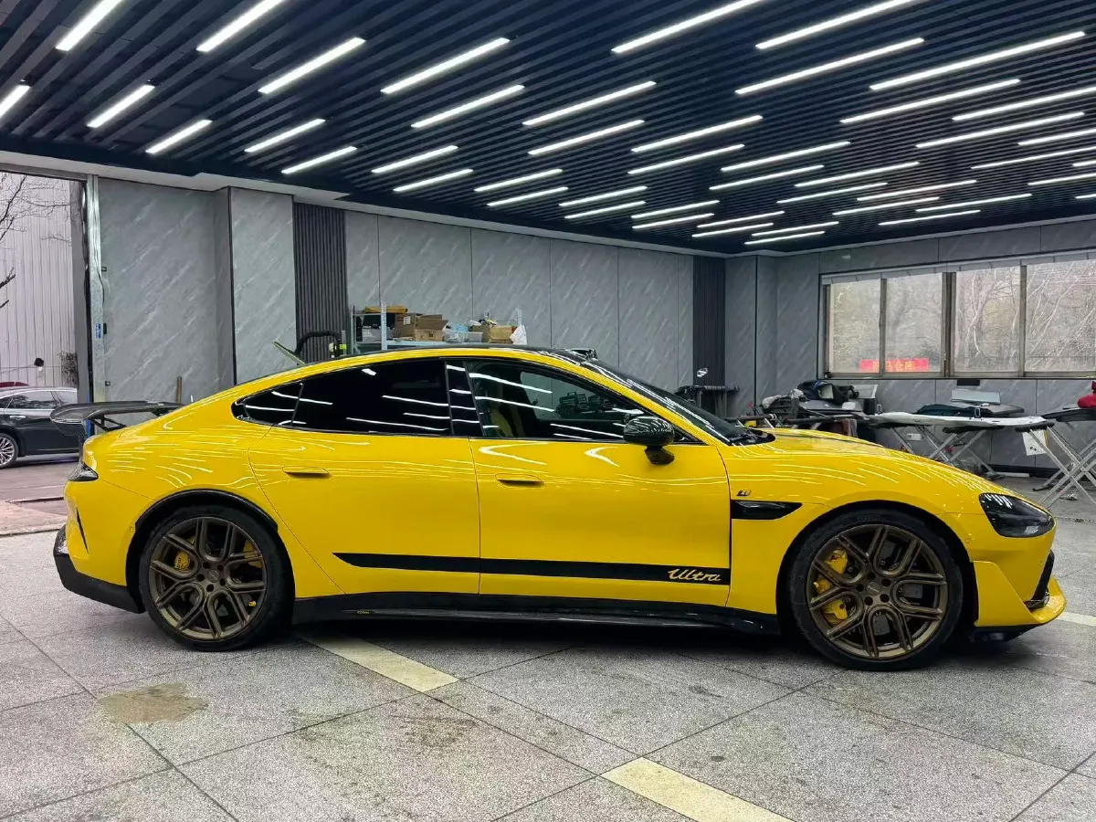 2025 MI SU7 Ultra BEV 93.7KWH,autocango,china used car exporter,china ev exporter,chinese used car exporter,chinese used ev exporter