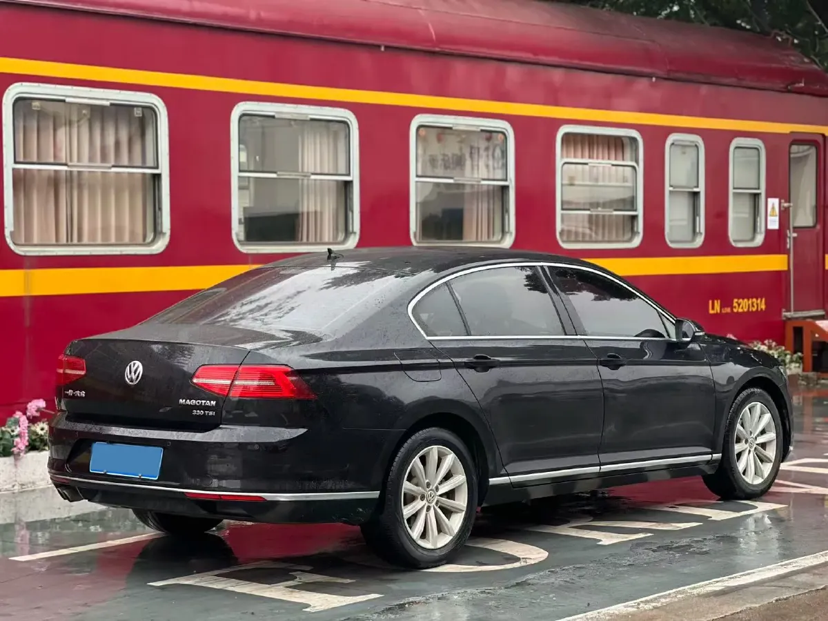 2018 Volkswagen Magotan 1.8T 180HP L4 7DCT,autocango,china used car exporter,china ev exporter,chinese used car exporter,chinese used ev exporter