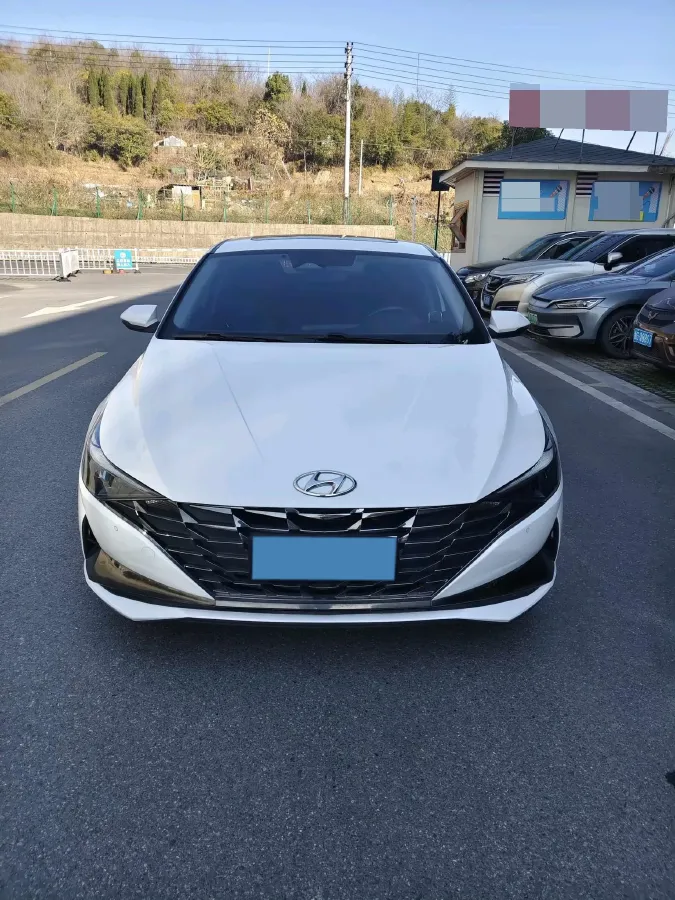 2021 Hyundai Elantra 1.5L 115HP L4 CVT,autocango,china used car exporter,china ev exporter,chinese used car exporter,chinese used ev exporter