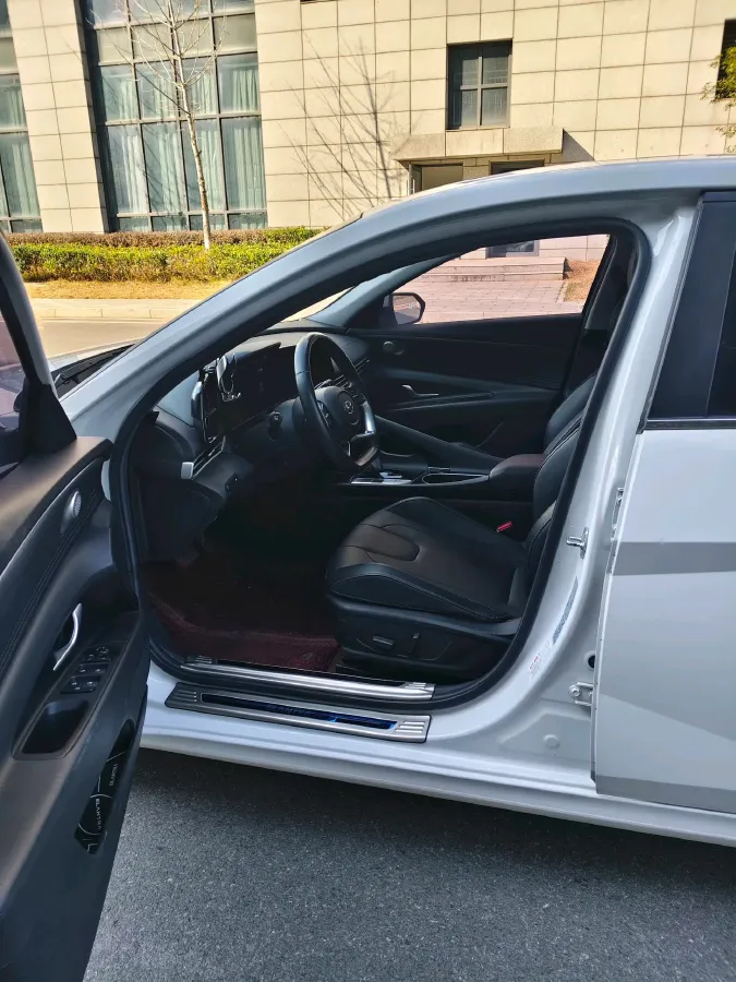 2021 Hyundai Elantra 1.5L 115HP L4 CVT,autocango,china used car exporter,china ev exporter,chinese used car exporter,chinese used ev exporter