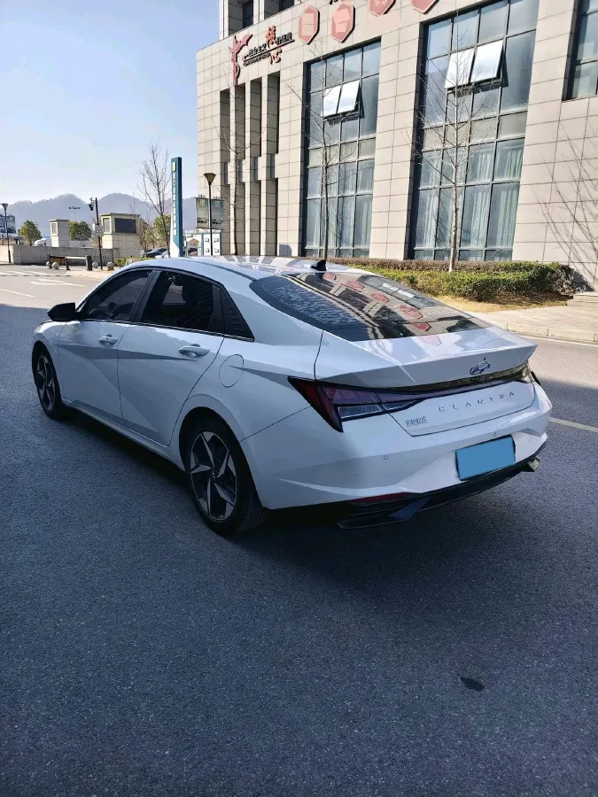 2021 Hyundai Elantra 1.5L 115HP L4 CVT,autocango,china used car exporter,china ev exporter,chinese used car exporter,chinese used ev exporter