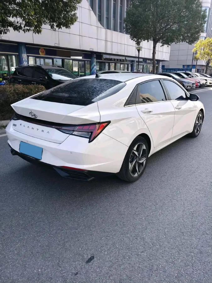 2021 Hyundai Elantra 1.5L 115HP L4 CVT,autocango,china used car exporter,china ev exporter,chinese used car exporter,chinese used ev exporter