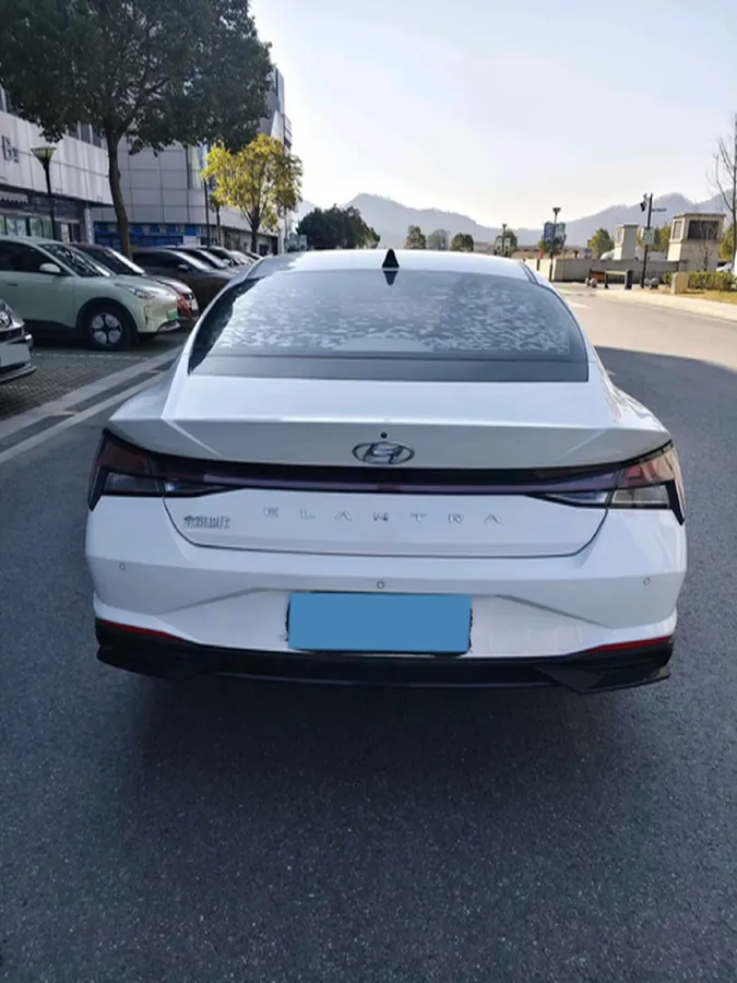 2021 Hyundai Elantra 1.5L 115HP L4 CVT,autocango,china used car exporter,china ev exporter,chinese used car exporter,chinese used ev exporter