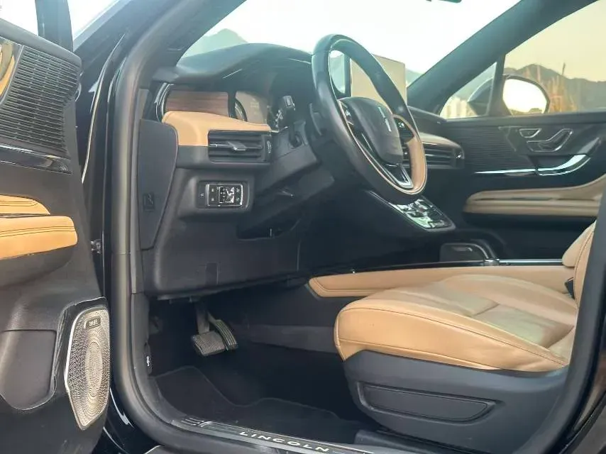 2020 Lexus CT 1.8L 99HP L4 E-CVT Hybrid,autocango,china used car exporter,china ev exporter,chinese used car exporter,chinese used ev exporter