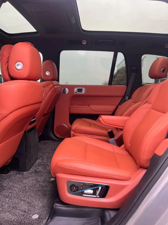 2022 Li L9 Range Extended 154HP REEV 42.6KWH,autocango,china used car exporter,china ev exporter,chinese used car exporter,chinese used ev exporter