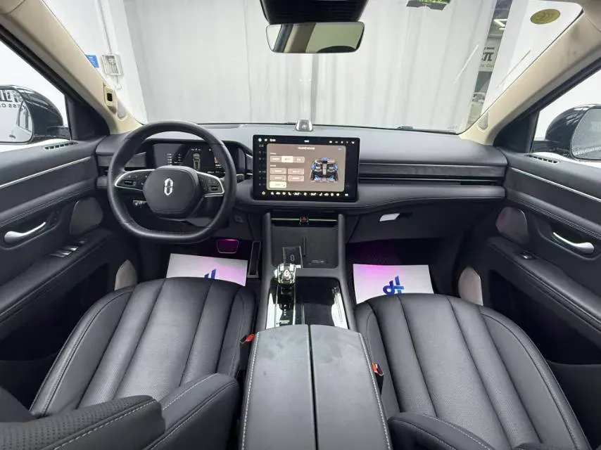 2024 Jaguar E-PACE 1.5T 200HP L3 8AT,autocango,china used car exporter,china ev exporter,chinese used car exporter,chinese used ev exporter