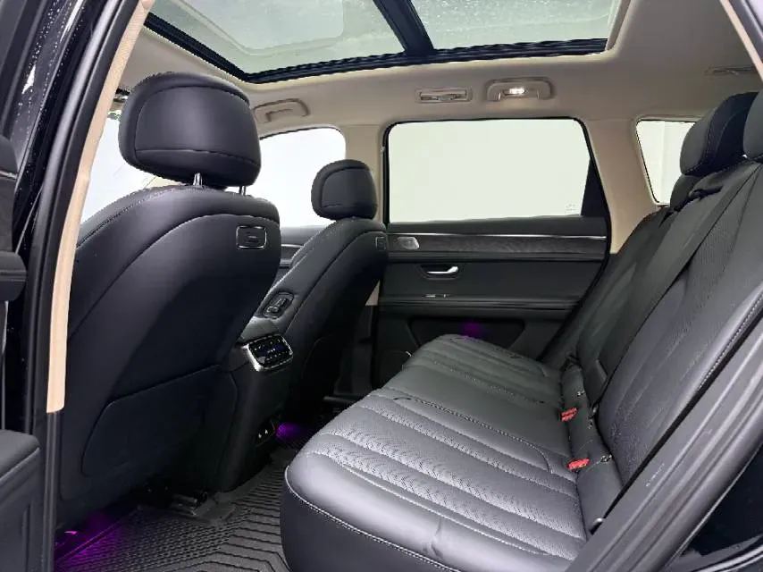 2024 Jaguar E-PACE 1.5T 200HP L3 8AT,autocango,china used car exporter,china ev exporter,chinese used car exporter,chinese used ev exporter