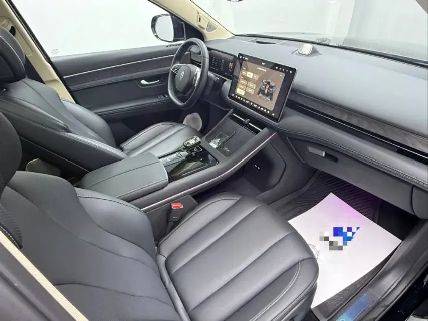 2024 Jaguar E-PACE 1.5T 200HP L3 8AT,autocango,china used car exporter,china ev exporter,chinese used car exporter,chinese used ev exporter